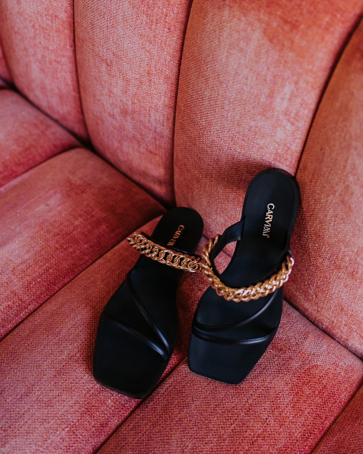 Black Peony Flat sandal